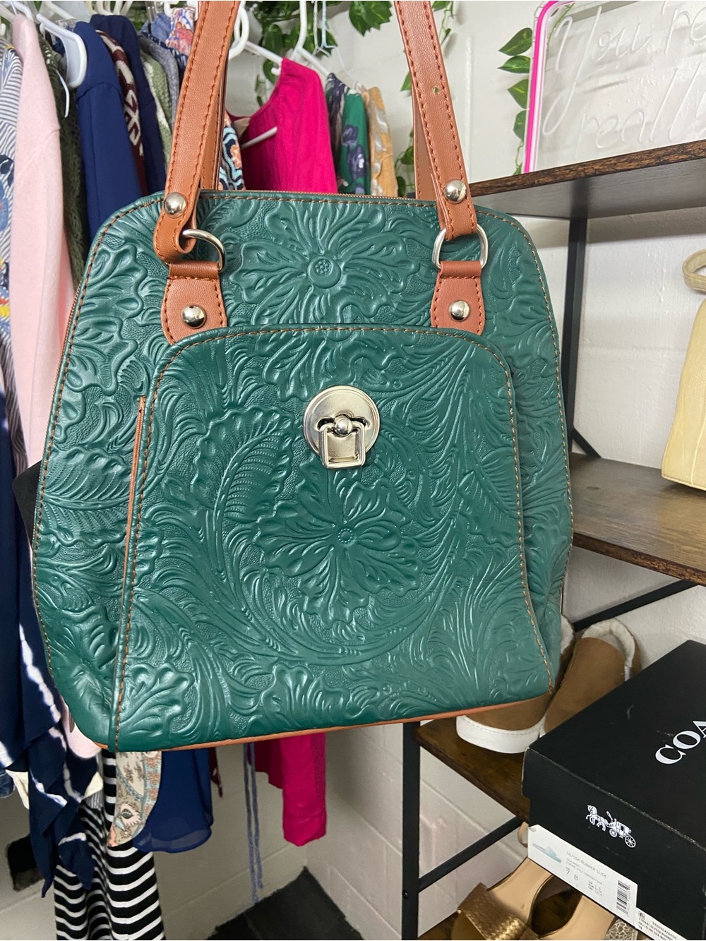 ALL LEATHER hand made bag made in Mexico never been used